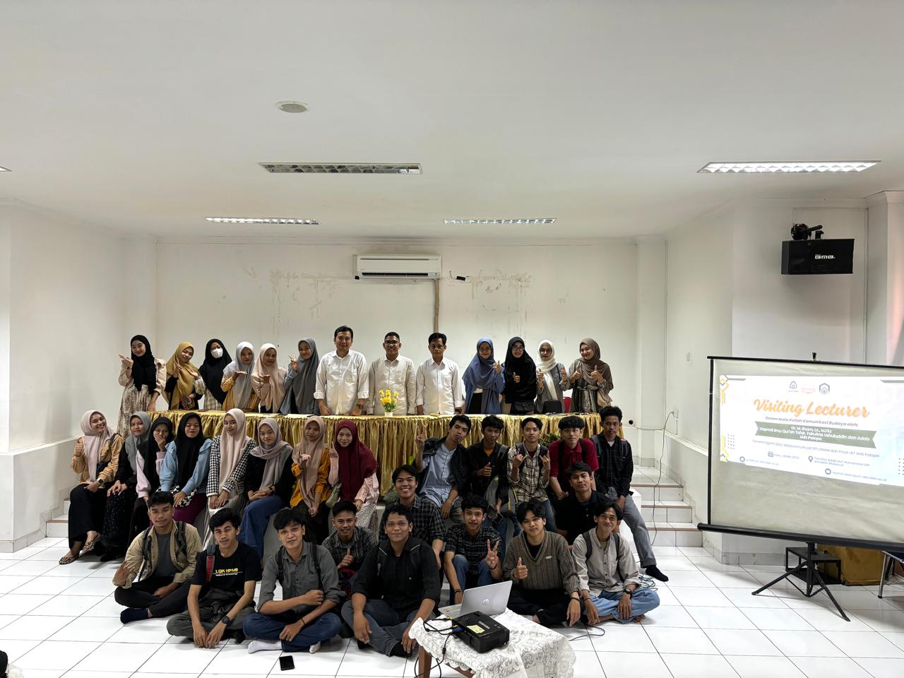 SEBAGAI NARASUMBER VISITING LECTURER, DR. ILHAM MENGUPAS TANTANGAN DAN PELUANG RISET SOSIAL BUDAYA DALAM KONTEKS KEISLAMAN DI UIN ALAUDDIN MAKASSAR