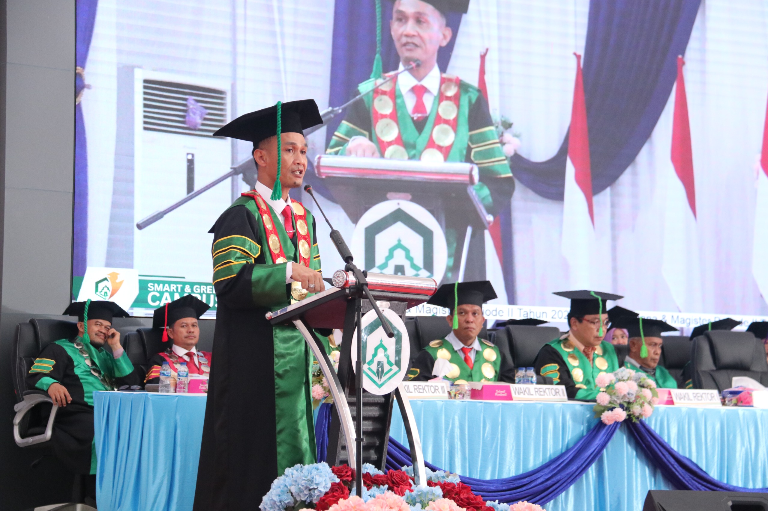 IAIN PALOPO GELAR WISUDA SARJANA DAN MAGISTER PERIODE II TAHUN 2024: 19 LULUSAN DARI FUAD DIHIASI PRESTASI DAN HARAPAN TRANSFORMASI