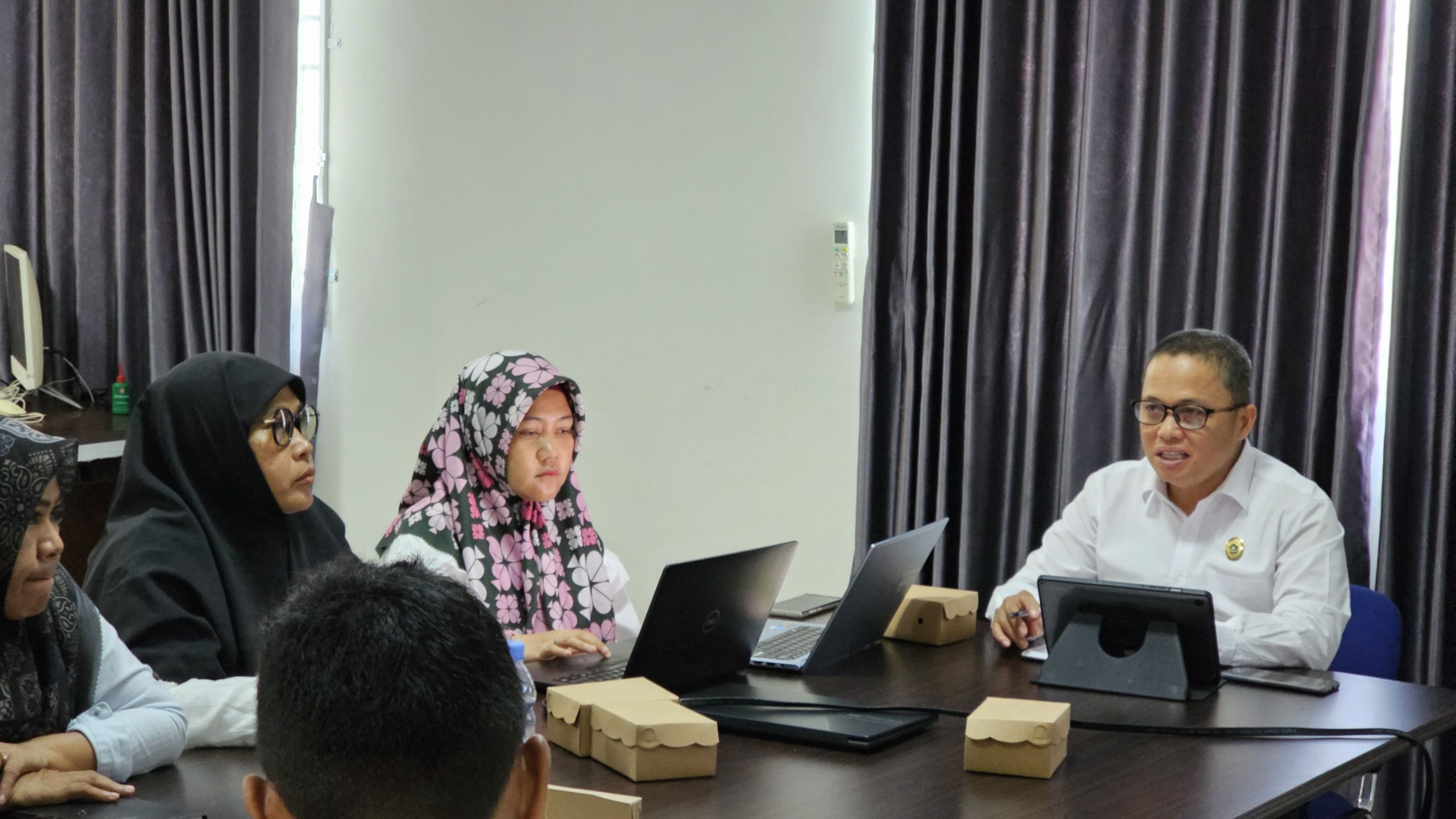 RAPAT TINJAUAN MANAJEMEN FUAD IAIN PALOPO: EVALUASI PROGRAM KERJA DAN TINDAK LANJUT AUDIT INTERNAL